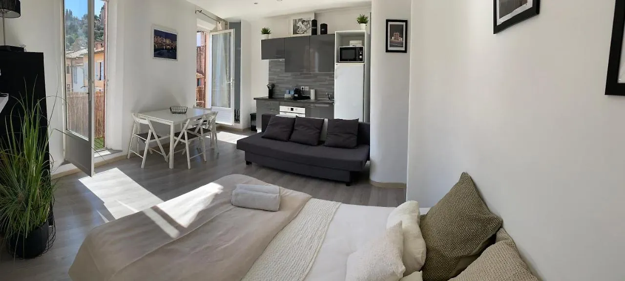 Au Coeur Du Village Joli Studio Cassis France